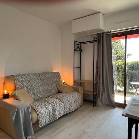 Charmant Studio Avec Terrasse Et Parking A ונס מראה חיצוני תמונה