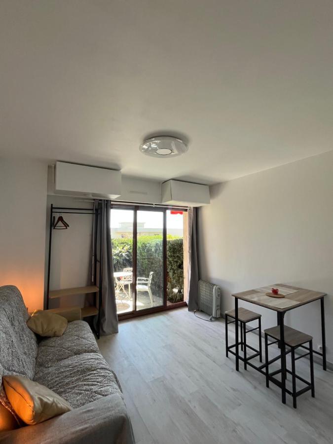 Charmant Studio Avec Terrasse Et Parking A ונס מראה חיצוני תמונה