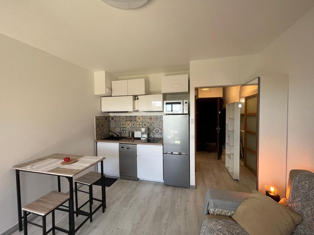 Charmant Studio Avec Terrasse Et Parking A ונס מראה חיצוני תמונה